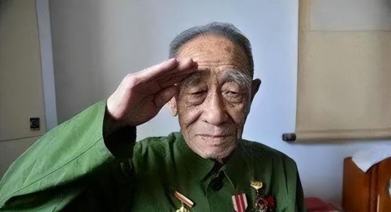 红军团长在河南当8年兽医，没人知道他身份，直到毛主席派人来请