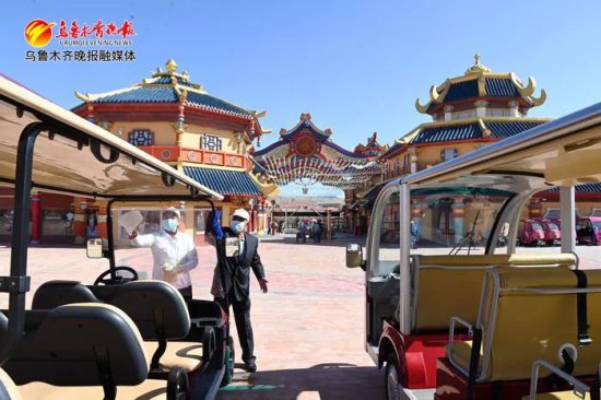 组图丨新疆阿唛龙幻想乐园开门迎客 将新增多个文旅项目