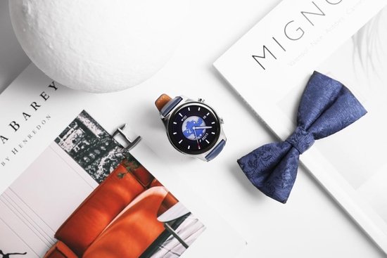 登上时尚杂志开<em>年刊封面</em>的智能手表，荣耀手表GS 3已全面开售