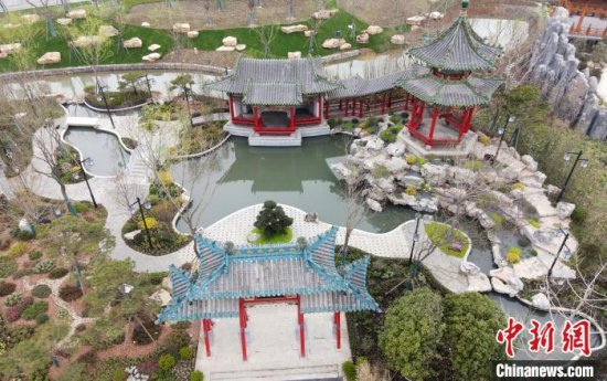 2021年扬州世园会开园在即 民众不出国门一览世界<em>园艺景观</em>