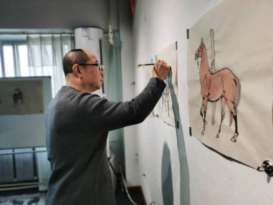 张扬：用艺术推动辽宁的马文化、马产业发展