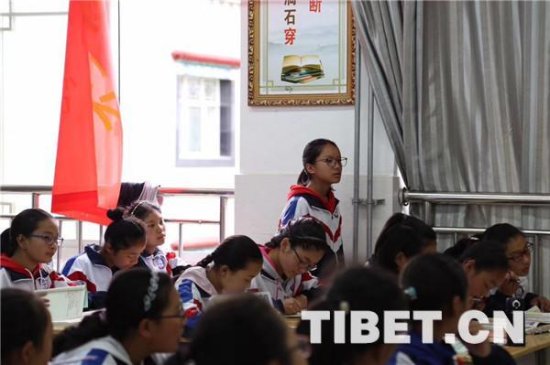 支教光影︱以爱为师，<em>不负韶华</em>：一位支教志愿者的“西藏一年”