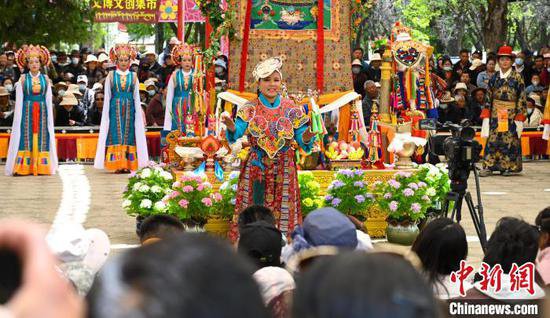 西藏“让文物活起来”系列活动丰富群众“五一”假期<em>生活</em>