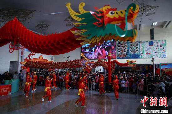 “童享同欢乐，一起过大年” 天津市第十五届娃娃庙会欢乐开街