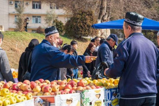 乌兹别克斯坦初印象，走进石头城塔什干与中亚美食分享