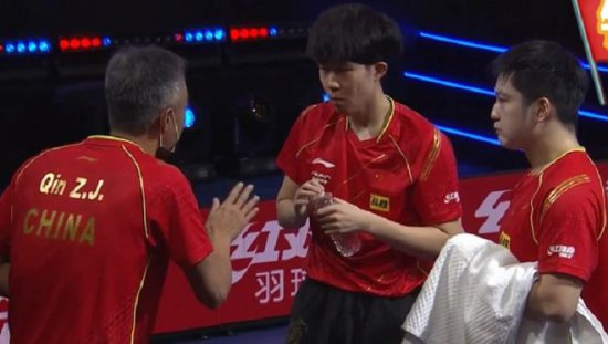 拒绝逆转！樊振东/王楚钦3-1进8强，上届世乒赛亚军轰然出局