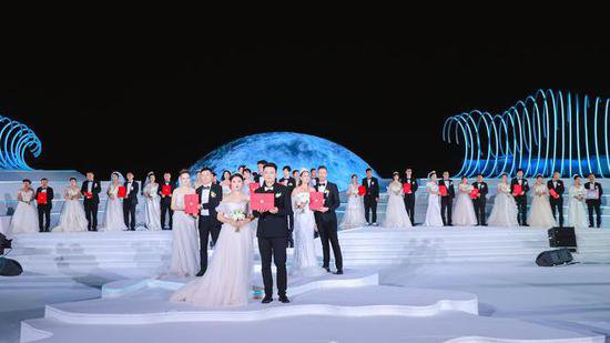 第27届中国·三亚天涯海角国际<em>婚庆</em>节启幕