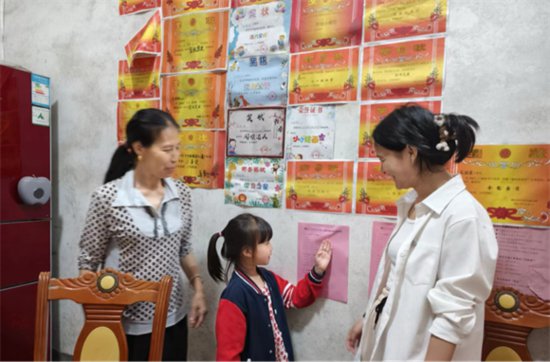 赣县区阳埠乡中心幼儿园进行防溺水专题家访活动