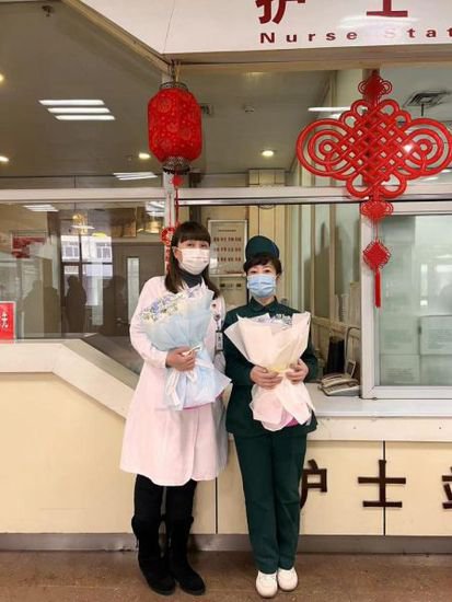 哈尔滨市第一医院急诊科暖心服务获南方游客送花致谢