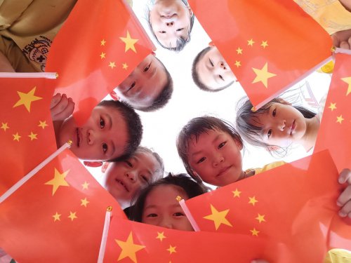 丰城市剑南小学开展丰富多彩的庆国庆活动助力“双减”