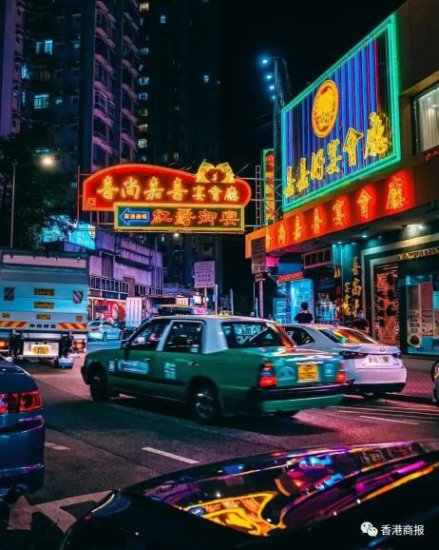 港俾你听｜霓虹灯招牌，香港的赛博朋克美学……