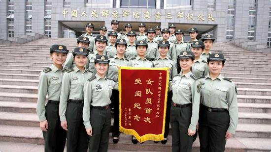 这就是中国排面！首批仪仗女兵是<em>怎么</em>炼成的？