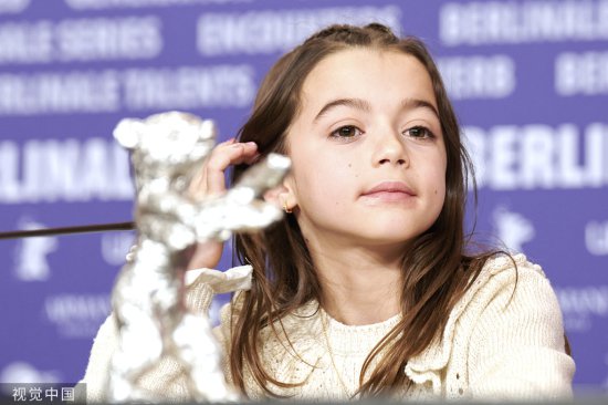 意外！柏林国际电影节闭幕，西班牙9岁<em>小女孩</em>斩获“影后”