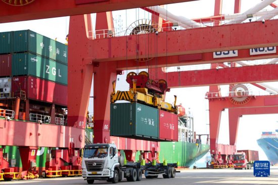 山东<em>青岛</em>：前7个月<em>外贸</em>进出口增长7.8%