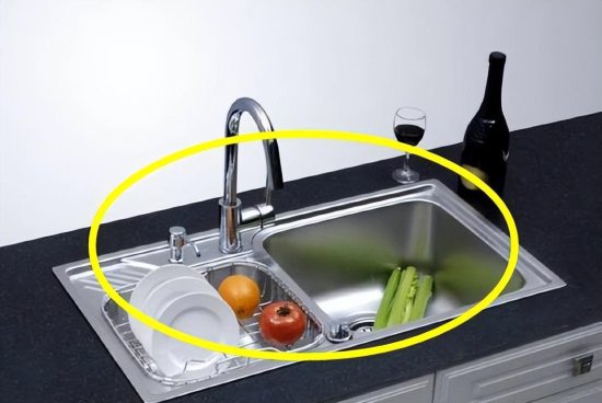 <em>厨房装</em>单水槽or双水槽好 什么样的水槽才适合家用