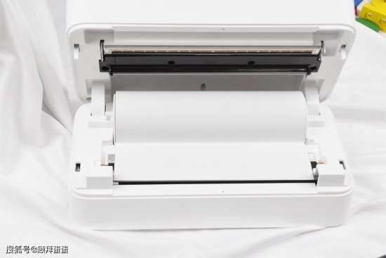无需<em>硒鼓和</em>墨水，支持远程打印，喵喵机学习打印机F1