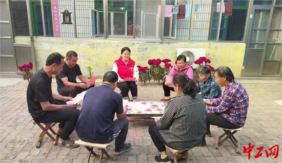 山东省宁津县：“面对面交流” 宣讲阵地搬到职工群众的家门口