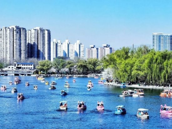<em>北京名字</em>最好听的一个公园，2050亩在闹市中，正是赏花好时节