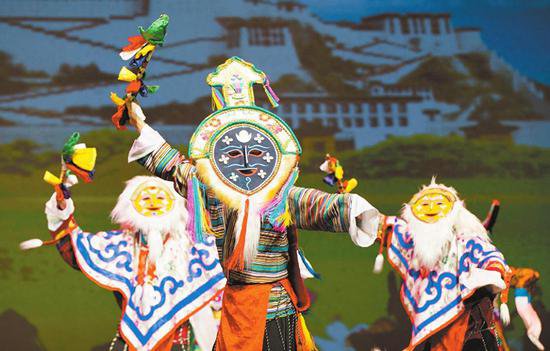 <em>西藏山南</em>扎西曲登社区：尽展“藏戏第一村”的“入戏”风貌