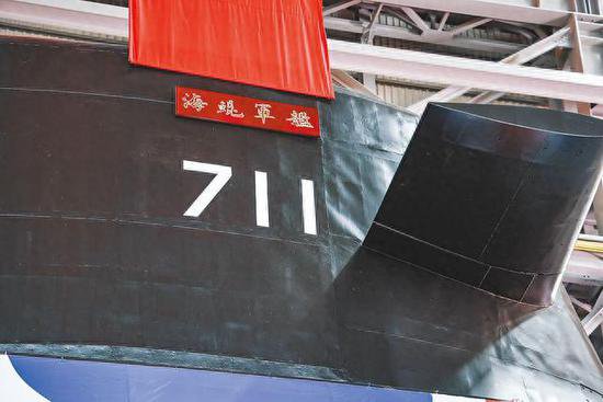 台湾首艘自造潜艇“只是泼水”？赖岳谦郭正亮爆提早“下水”...