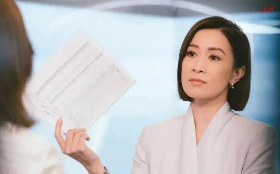 新闻女王佘诗曼，扶不起TVB