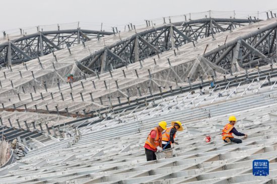 总<em>工程量完成</em>70% 重庆江北国际机场T3B项目建设加速推进