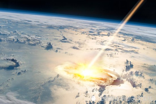 千万年前，令<em>恐龙</em>灭绝的小行星，撞击地球时发生了<em>什么</em>？
