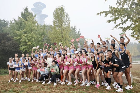 <em>北京</em>：<em>著名</em>马拉松运动员基普乔格分享长跑经验