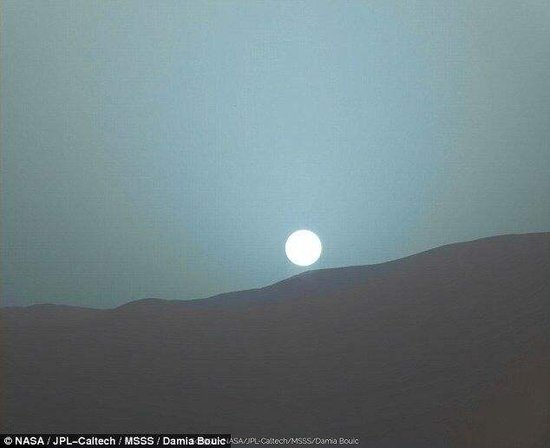为什么火星的落日<em>是蓝色的</em>？其它星球的落日<em>是什么</em>颜色呢？