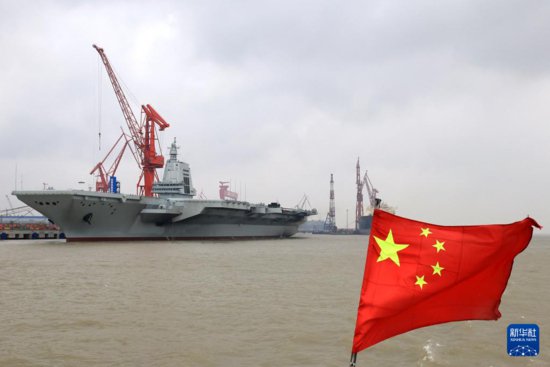 中国海军<em>福建</em>舰出海开展首次航行试验