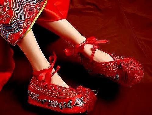 心理学：你最喜欢哪双小红鞋，测出你是不是个<em>有福的</em>女人