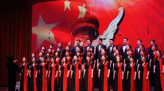 上海徐汇教职工唱响百首红歌 喜迎建党百年华诞