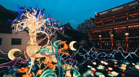 上海豫园灯会因“太美”登上热搜，网友说它“赢麻了”！彩灯...