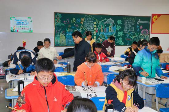 金安区2023年中小<em>学生</em>书法（写字）比赛在毛坦厂中学实验学校...