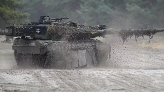 500万悬赏或已有人拿下，俄军官称缴获豹2后淹没在沼泽里