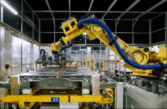 探访武汉奥特能超级工厂：未来将生产别克E5等多款电动车型