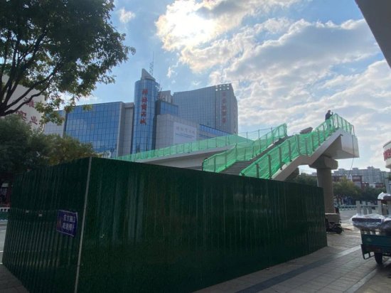 潍坊2座过街天桥预计11月底投入使用