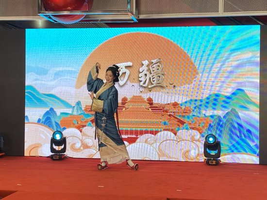 长春：桂林商圈“国潮·汉服文化+”艺术季启幕