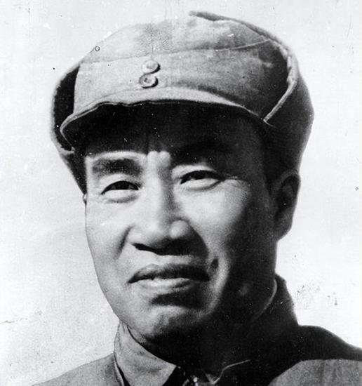 35年长征时毛主席借藏族吐司一本书，解放后，吐司请主席赐个姓