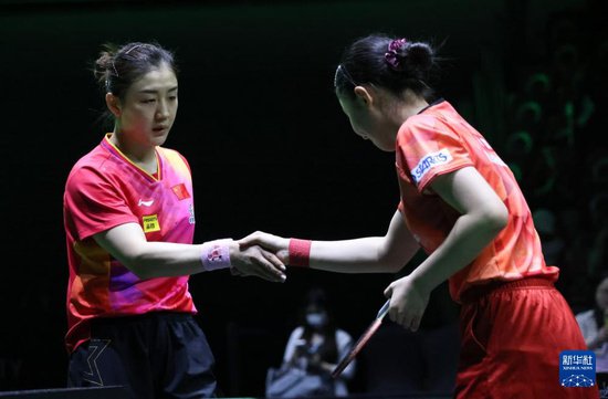 乒乓球——WTT沙特大满贯：陈梦晋级女单半决赛