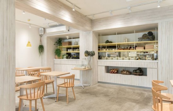 通过空间构造将美食深入人心：日式餐厅<em>装修设计</em>