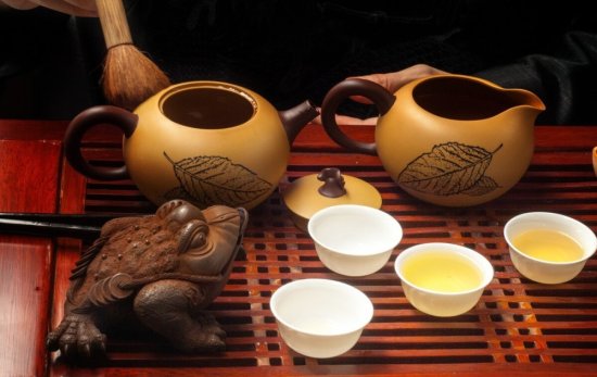 <em>老年人</em>爱喝茶，喝浓茶与喝淡茶，哪个更健康？