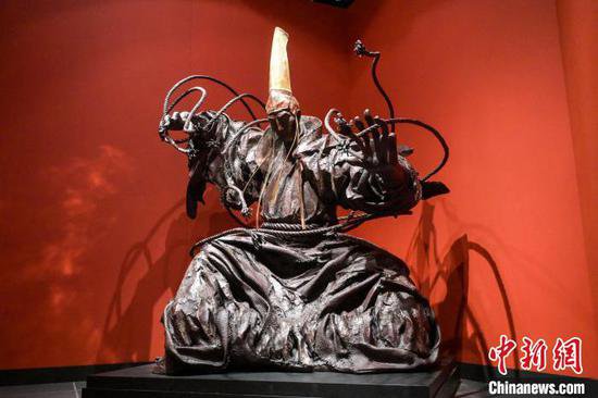 香港文化博物馆将举行“侠之大者——金庸百年诞辰纪念·任哲雕塑...