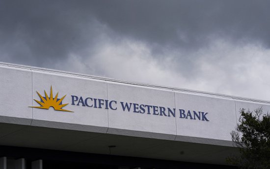 美媒：为摆脱危机，美国西太平洋合众银行打折<em>出售房</em>地产贷款