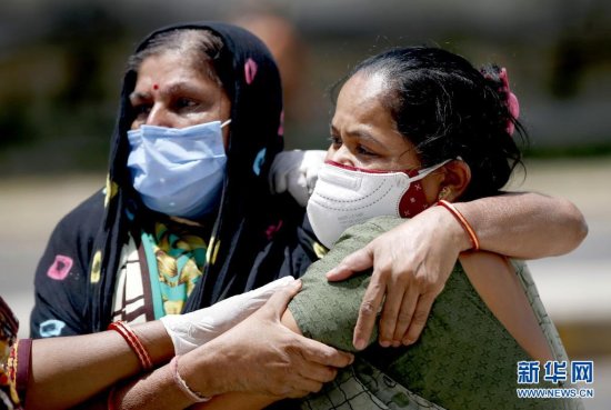 单日新增超31万例！记者观察：印度疫情<em>为什么</em>突然这么<em>凶</em>！
