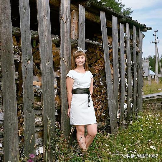 <em>真实的俄罗斯农村</em>女孩照片，照片来自<em>俄罗斯</em>摄影师
