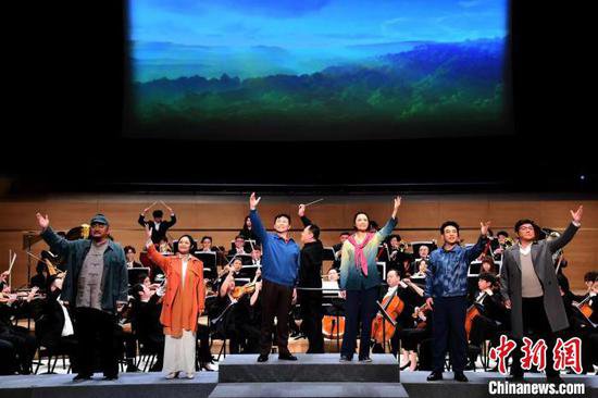 原创民族歌剧《<em>山海情</em>》音乐厅版在天津首演