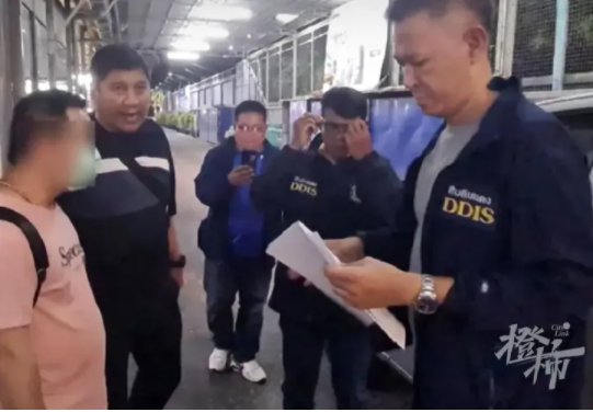 泰国警察绑架5名中国游客，勒索近50万！还有人在逃
