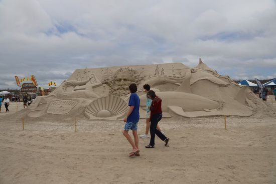 探访美国沙雕艺术节：创意和惊喜不断