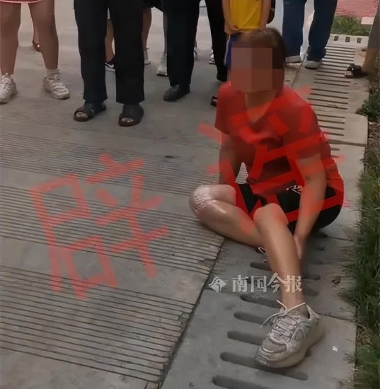 <em>广西柳州有</em>女子拐小孩当场被抓？真相是……